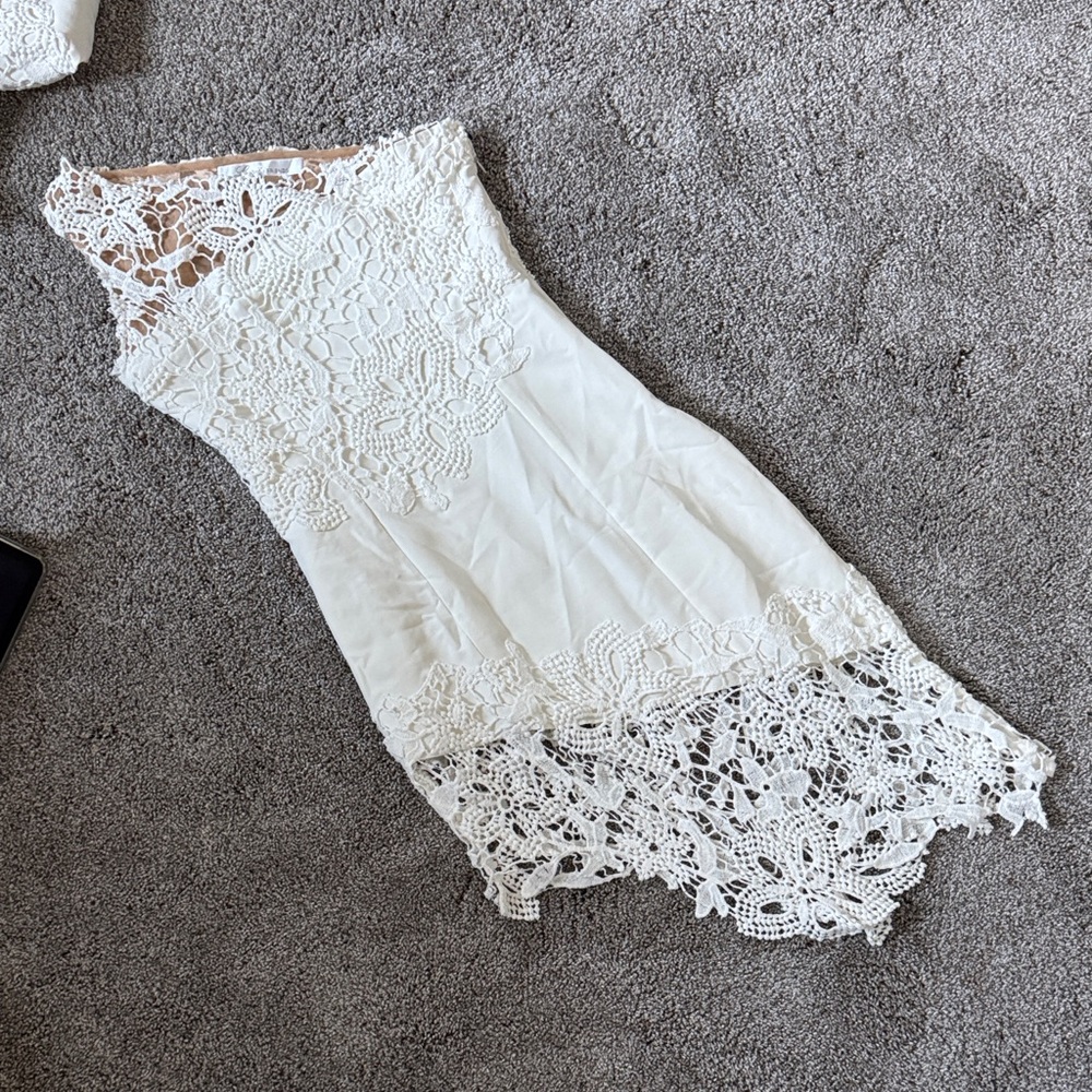 Lovers + Friends White Lace Top